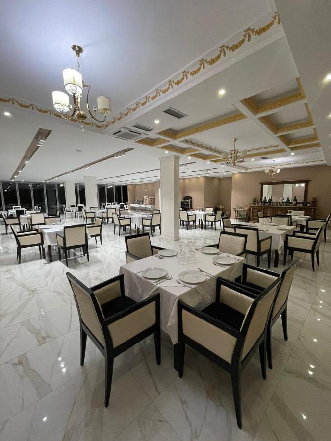 Hotel Holiday Koplik Extérieur photo